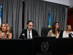 los jueces de la causa por la muerte de diego maradona se despegan de makintach
