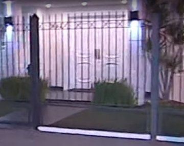 Brutal asalto a un empresario en Castelar: lo secuestraron y lo llevaron a su casa para robarle