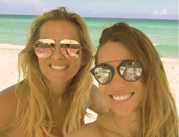 Las vacaciones de Pampita en fotos: playa, salidas nocturnas y shopping