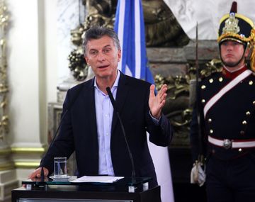 Así fue el anuncio del aumento del mínimo no imponible de Macri