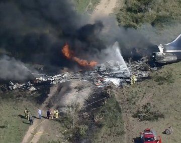 Un avión se estrelló en Texas con 21 personas a bordo
