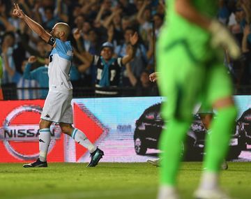 Racing le ganó a San Martín de San Juan y se afianza como líder de la Superliga