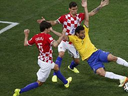 ¿como es el nuevo futbol que platini propone y la fifa rechaza? ¿como es el nuevo futbol que platini propone y la fifa rechaza?