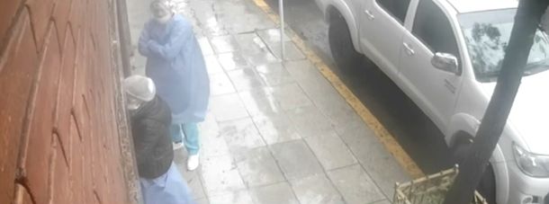 Monserrat: falsos hisopadores asaltaron a una jubilada