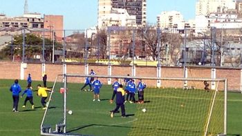 boca suma mas dudas para el debut: orion, calleri y forlin se fueron de la practica boca suma mas dudas para el debut: orion, calleri y forlin se fueron de la practica