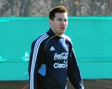 Messi entrenó con normalidad y tranquilizó a Sabella