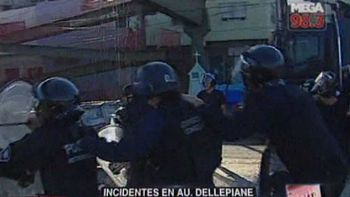 incidentes durante piquete en la autopista dellepiane incidentes durante piquete en la autopista dellepiane