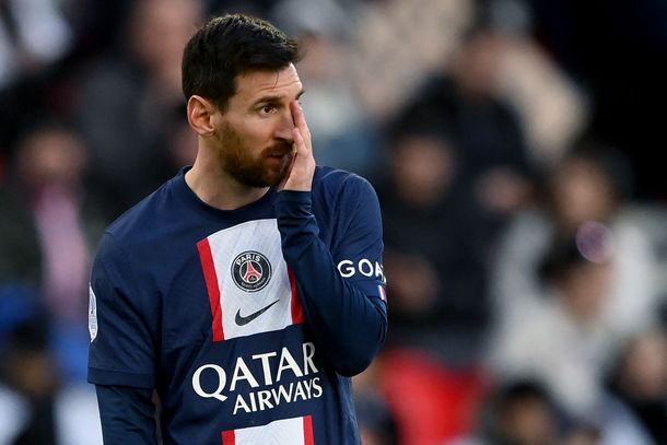 PSG sufre dura derrota ante Rennes y Messi enfrenta abucheos
