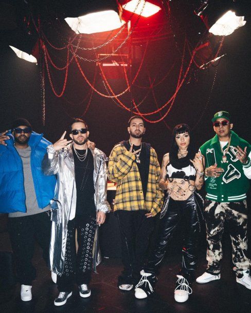 Cazzu estrenó  “Peliculeo Remix” y volvió locos a sus fans