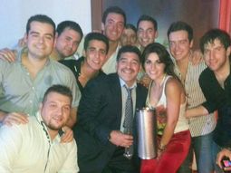 el intimo festejo de giannina junto a diego el intimo festejo de giannina junto a diego