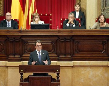 El Parlamento catalán aprobó el plebiscito para la autonomía