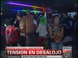 tension por intento de desalojo en el centro cultural san martin tension por intento de desalojo en el centro cultural san martin