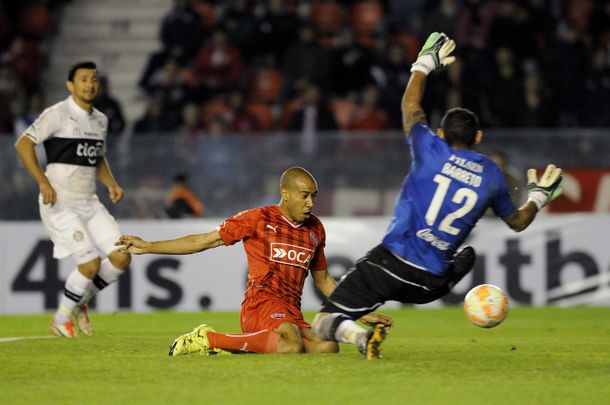 Independiente fue superior a Olimpia y le ganó en Avellaneda