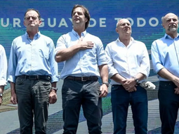 La postura de los socios de la coalición difiere respecto del golpe de Estado de 1973 en Uruguay. La postura de los socios de la coalición difiere respecto del golpe de Estado de 1973 en Uruguay.