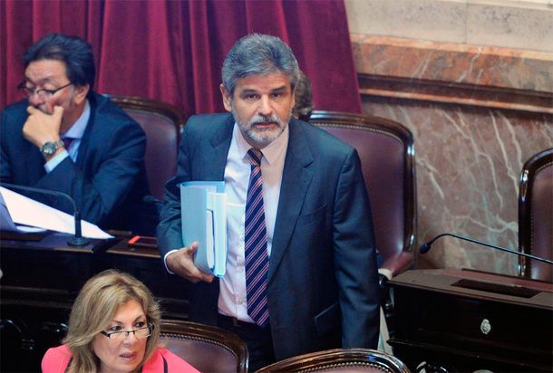 No podemos dejar que muera la causa AMIA, dijo Filmus