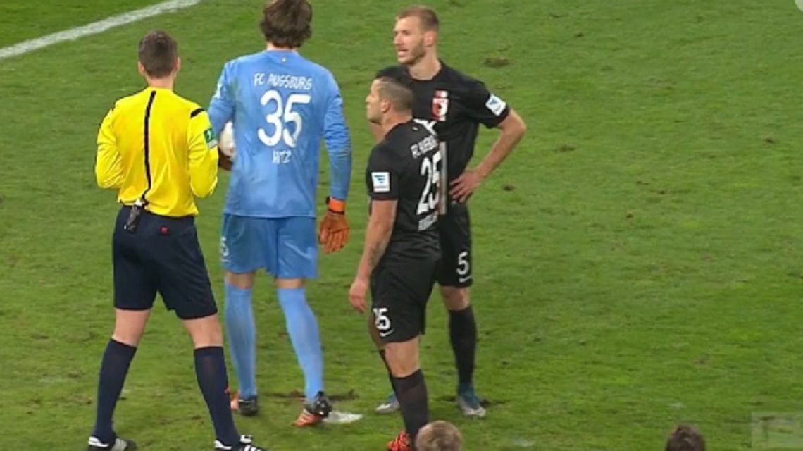 Nunca visto mirá lo que hizo un arquero para que el rival falle un penal