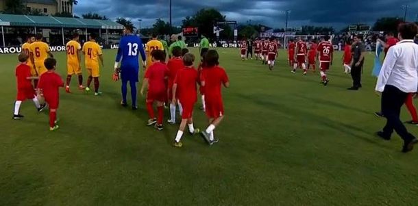 No levanta cabeza: River fue goleado por Sevilla en el cierre de su gira