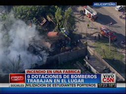 Incendio en una fábrica de la localidad de Bernal