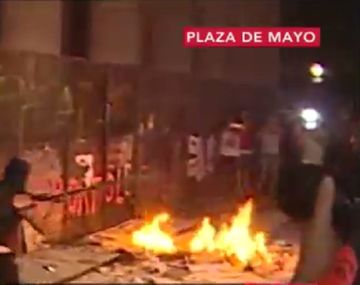 Marcha de las Mujeres: incidentes y corridas frente a la Catedral