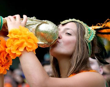 Las mejores fotos del duelo entre Holanda y Costa Rica