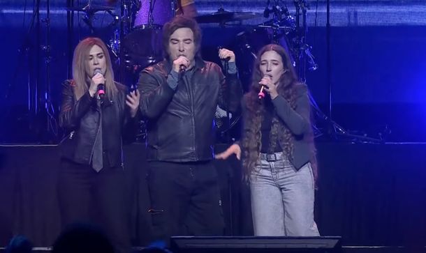 Javier Milei y Lilia Lemoine cantaron una canción de Gilda en el Movistar Arena