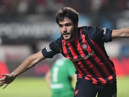 El festejo de Cerutti, tras abrir el marcador ante Quilmes El festejo de Cerutti, tras abrir el marcador ante Quilmes