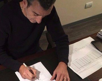 Así firmaba Randazzo su precandidatura