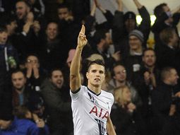lamela anoto tres goles en la goleada del tottenham en la europa league lamela anoto tres goles en la goleada del tottenham en la europa league