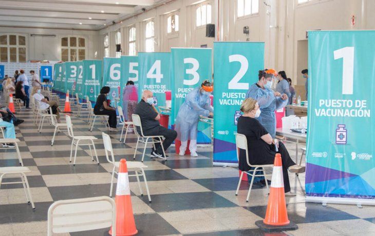 Argentina alcanzó la inmunización de más del 55% de la población