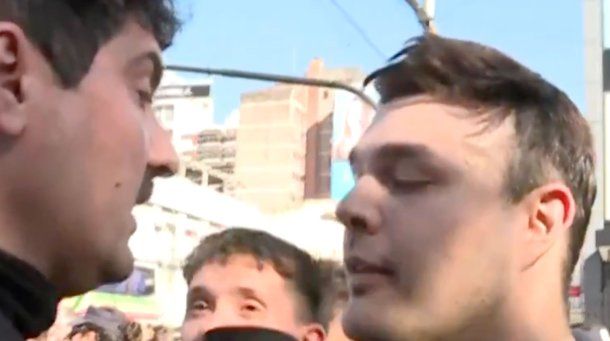 Libertario se quejó de los incidentes en Lomas de Zamora pero agredió al periodista de C5N: ¿Me tenés miedo?