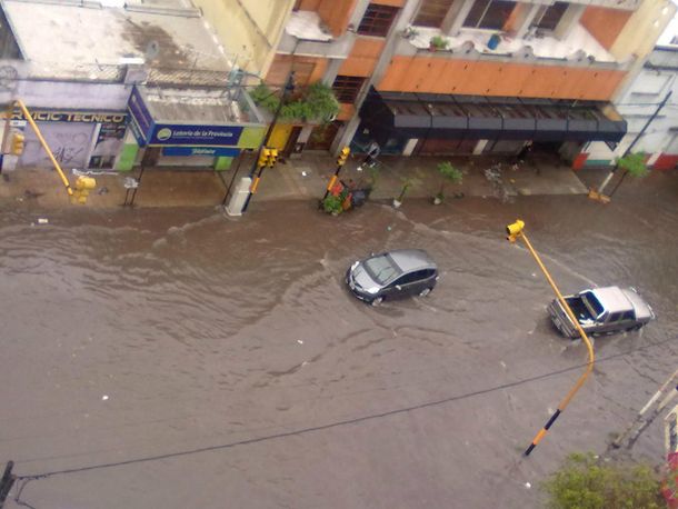 El temporal de Capital y Conurbano inundó a Twitter