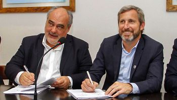 Colombi durante la conferencia de prensa Colombi durante la conferencia de prensa