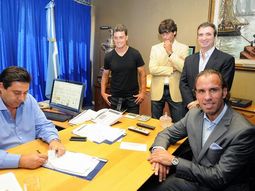 vuelve una gloria: navarro montoya regresa a boca vuelve una gloria: navarro montoya regresa a boca