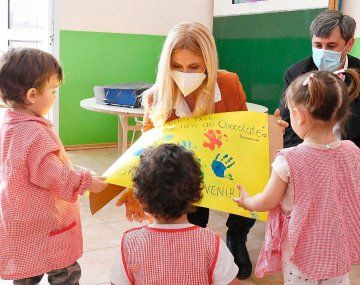 Magario: Nos llena de esperanza el avance de la vacunación