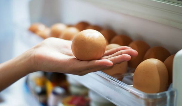  El truco para cocer huevos perfectos sin que se agrieten