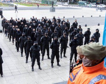 Avanza en el CCK la vacunación de personal de Fuerzas Armadas y Seguridad