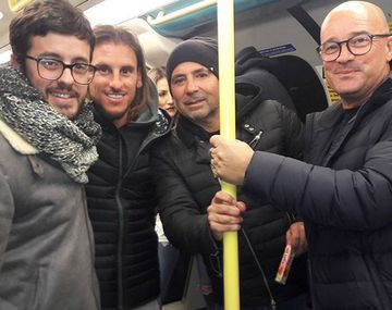 Jorge Sampaoli, en el subte de Londres