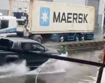 Locura en Avellaneda: discutió con un vecino en plena inundación y lo atropelló con su camioneta
