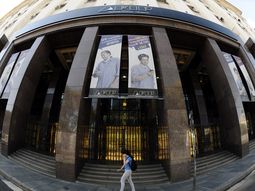 comienza el blanqueo y la moratoria impositiva y la meta es conseguir que se declaren 40 mil millones de dolares comienza el blanqueo y la moratoria impositiva y la meta es conseguir que se declaren 40 mil millones de dolares