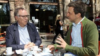 Nielsen junto a Kravetz. Foto de archivo. Nielsen junto a Kravetz. Foto de archivo.