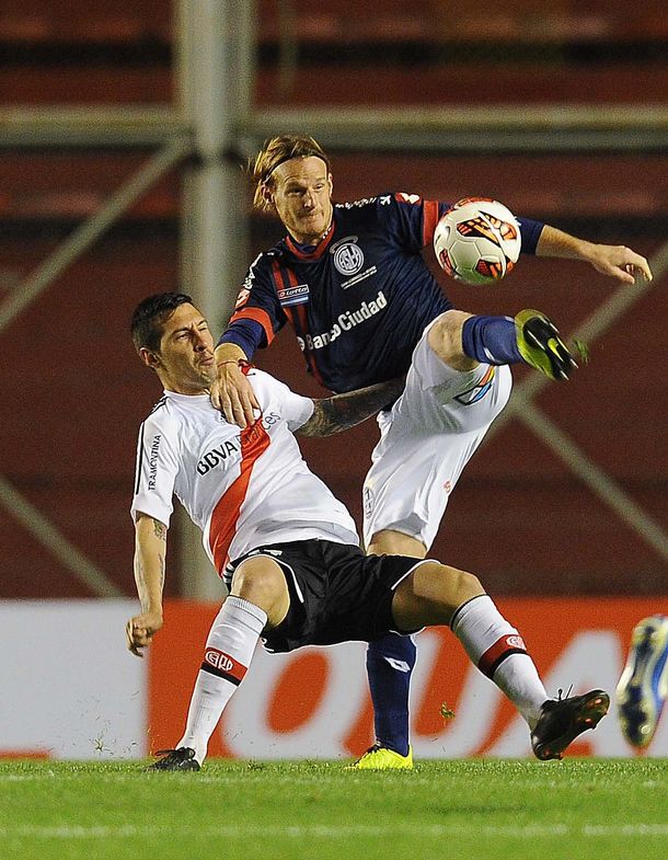 Cetto cruzó a Ramón: River vino a defenderse