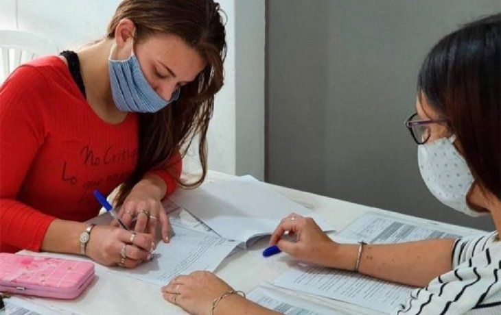 El Gobierno lanza por decreto el proyecto para convertir planes sociales en empleo genuino El Gobierno lanza por decreto el proyecto para convertir planes sociales en empleo genuino