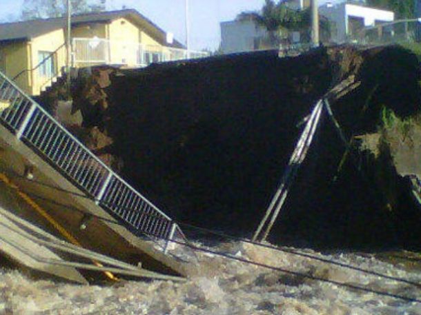 Se cayó un puente que une a dos ciudades santafesinas
