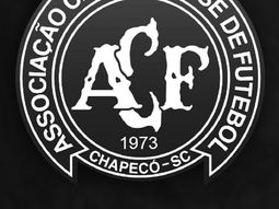 El mundo del fútbol se solidariza ante semejante tragedia El mundo del fútbol se solidariza ante semejante tragedia