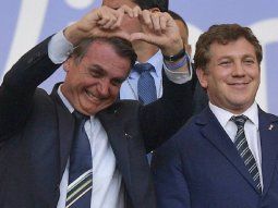 Jair Bolsonaro y el presidente de la Conmebol, Alejandro Domínguez