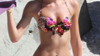 Swanepoel soportó el calor con mucho glamour Swanepoel soportó el calor con mucho glamour