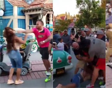VIDEO: Brutal batalla campal de una familia en pleno Disney
