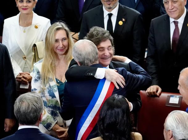 Javier Milei presenció la ceremonia de asunción de José Antonio Kast en Chile