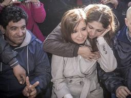 Cristina: A los argentinos no le alcanza la guita para nada y la vida cotidiana se hace muy pesada