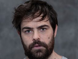 Quién es Leila Ceballos, la novia de Peter Lanzani que lo acompañó durante su operación